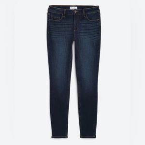 STUDIO BLUE Aranza Mid Rise Skinny Jean